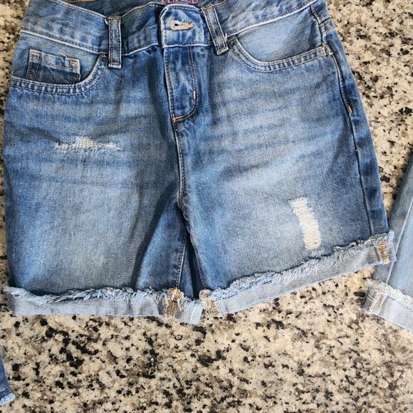 3 pack girls shorts - Picture 3 of 3